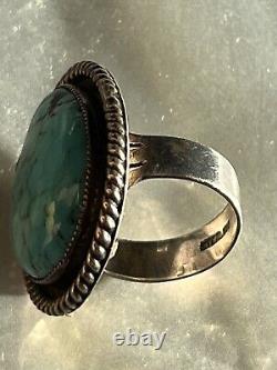 Turquoise on Sterling Silver Native American Navajo Ring