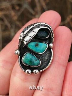 VINTAGE 1960s Chunky NAVAJO Sterling Silver TURQUOISE Ring Sz 5.25 3 Stones