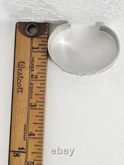 Vintage 1970s Navajo Native American Sterling Silver 925 Bracelet Turquoise Cuff