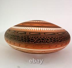 Vintage Etched Native American Navajo Seed Pot Signed Susie Charlie 11D x 6H