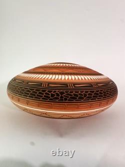 Vintage Etched Native American Navajo Seed Pot Signed Susie Charlie 11D x 6H