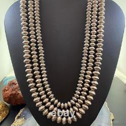 Vintage Native American 3 Sizes of Navajo Pearl Saucers 3 Strands Necklace 28