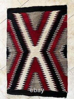 Vintage Native American Indian Navajo Wool Rug Approx 26x40 GEOMETRIC