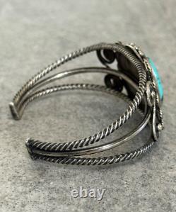 Vintage Native American NAVAJO Turquoise Hand Pulled Silver Wire Bracelet 7 39g