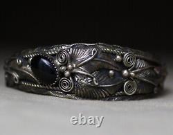 Vintage Native American Navajo Onyx Sterling Silver Cuff Bracelet Size 6.75