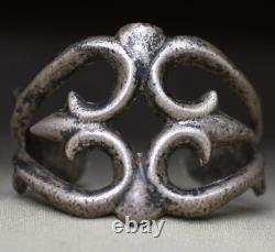 Vintage Native American Navajo Sterling Silver Sandcast Cuff Bracelet Size 6