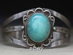 Vintage Native American Navajo Sterling Silver Turquoise Cuff Bracelet