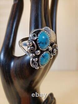 Vintage Native American Navajo Sterling Silver Turquoise Ring Signed F Size 8.5