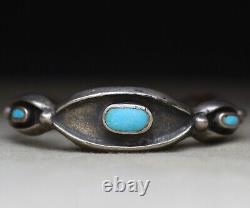 Vintage Native American Navajo Turquoise Sterling Silver Cuff Bracelet