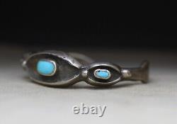 Vintage Native American Navajo Turquoise Sterling Silver Cuff Bracelet