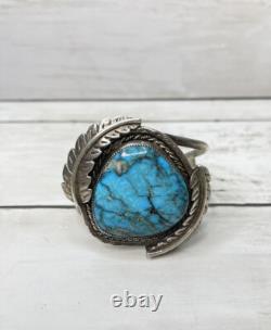 Vintage Native American Navajo Turquoise Sterling Silver Cuff Bracelet SR Sign