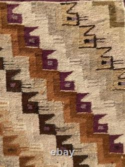 Vintage Navajo Handwoven Beautiful Native American Rug Carpet 142x55 cm