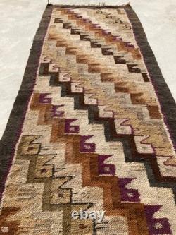 Vintage Navajo Handwoven Beautiful Native American Rug Carpet 142x55 cm