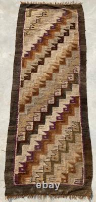 Vintage Navajo Handwoven Beautiful Native American Rug Carpet 142x55 cm