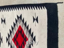 Vintage Navajo Handwoven Beautiful Native American Rug Carpet 58.6x27.9 In