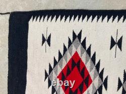 Vintage Navajo Handwoven Beautiful Native American Rug Carpet 58.6x27.9 In