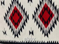 Vintage Navajo Handwoven Beautiful Native American Rug Carpet 58.6x27.9 In
