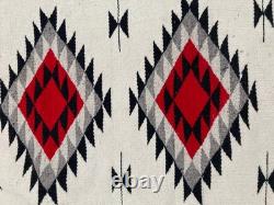 Vintage Navajo Handwoven Beautiful Native American Rug Carpet 58.6x27.9 In