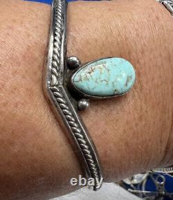 Vintage Navajo Native American Turquoise Sterling Silver Bracelet Cuff 6.75
