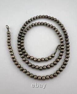 Vintage Navajo Sterling Silver 5mm Pearl Bench Ball Bead Necklace 21- 16g
