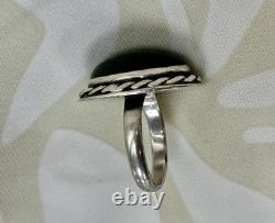 Vintage Rare Navajo WP Moss Agate Bird Leaf Insc Underside Motif One Off Size 6