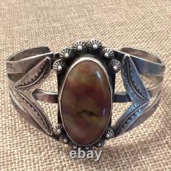 Vtg Fred Harvey Native American Petrified Wood Stamped Cuff Bracelet READ