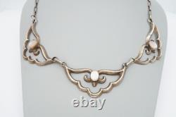 Vtg Native American Navajo Sterling Silver Mother Of Pearl Sandcast Necklace 20