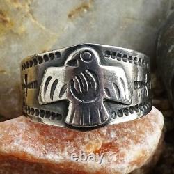 Ancienne bague navajo Thunderbird de l'ère Fred Harvey, taille 7,75, décorée de bande de cigare 925