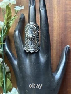 Bague artisanale en argent sterling 925 estampillée Navajo Sunshine Reeves taille 7.5