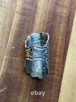 Bague artisanale en argent sterling 925 estampillée Navajo Sunshine Reeves taille 7.5