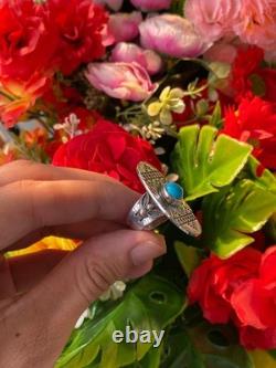 Bague en argent sterling avec turquoise amérindienne Navajo
 

	<br/>
