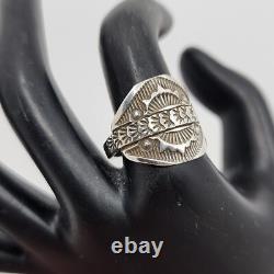Bague en argent sterling de l'artiste navajo Emerson Bill, taille 8.5