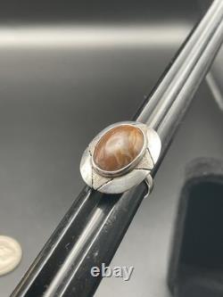 Bague ovale large en argent sterling Navajo amérindien VTG en agate brune 5 3/4 Bague ovale large en argent sterling Navajo amérindien VTG en agate brune 5 3/4