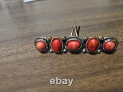 Bague vintage amérindienne Zuni/Navaho en corail avec 5 coraux