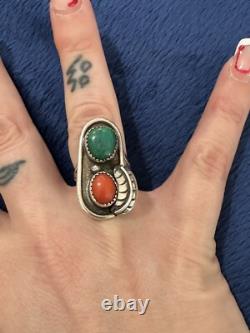 Bague vintage artisanale amérindienne Navajo en turquoise et corail rouge, taille 6.75