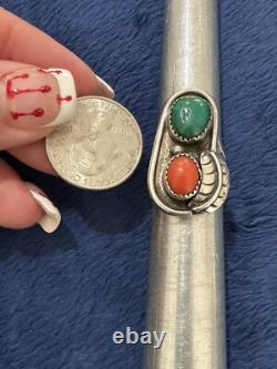 Bague vintage artisanale amérindienne Navajo en turquoise et corail rouge, taille 6.75