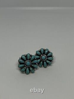 Boucle d'oreille en argent sterling turquoise fabriquée à la main par Juliana, amérindien Navajo.