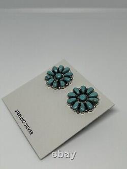 Boucle d'oreille en argent sterling turquoise fabriquée à la main par Juliana, amérindien Navajo.