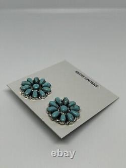 Boucle d'oreille en argent sterling turquoise fabriquée à la main par Juliana, amérindien Navajo.