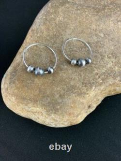 Boucles d'oreilles créoles en perles Navajo amérindiennes en argent sterling 3755