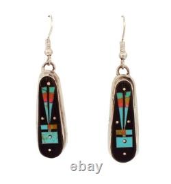 Boucles d'oreilles incrustées Yei amérindiennes navajo par Gilbert Smith SKU233189