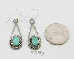 Boucles d'oreilles pendantes Navajo en argent 925 et turquoise naturelle de l'artiste amérindien C. des années 80