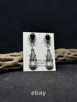 Boucles d'oreilles pendantes en argent sterling avec onyx noir fait main, amérindiennes Navajo