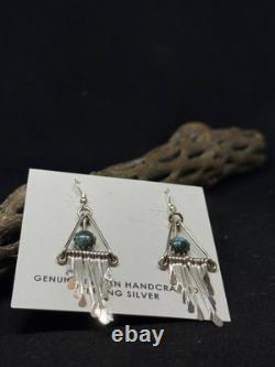 Boucles d'oreilles pendantes en argent sterling turquoise d'un roi navajo amérindien