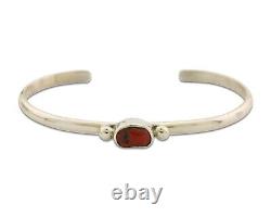 Bracelet Navajo. Bracelet en argent 925 avec corail rouge naturel, manchette d'artiste amérindien des années 80.