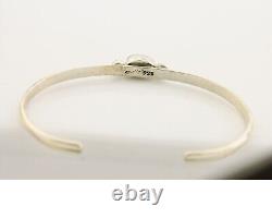 Bracelet Navajo. Bracelet en argent 925 avec corail rouge naturel, manchette d'artiste amérindien des années 80.