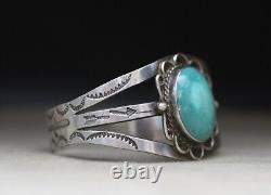 Bracelet de manchette vintage en argent sterling et turquoise des Amérindiens Navajo