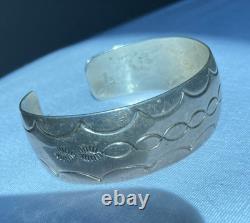Bracelet en argent sterling Navajo Amérindien Ht Heber Tsosie avec marquage Ht