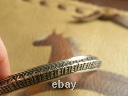 Bracelet en argent sterling amérindien en fil triangulaire épais 6-1/234 gr