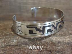Bracelet en argent sterling avec pétroglyphes amérindiens par Begay